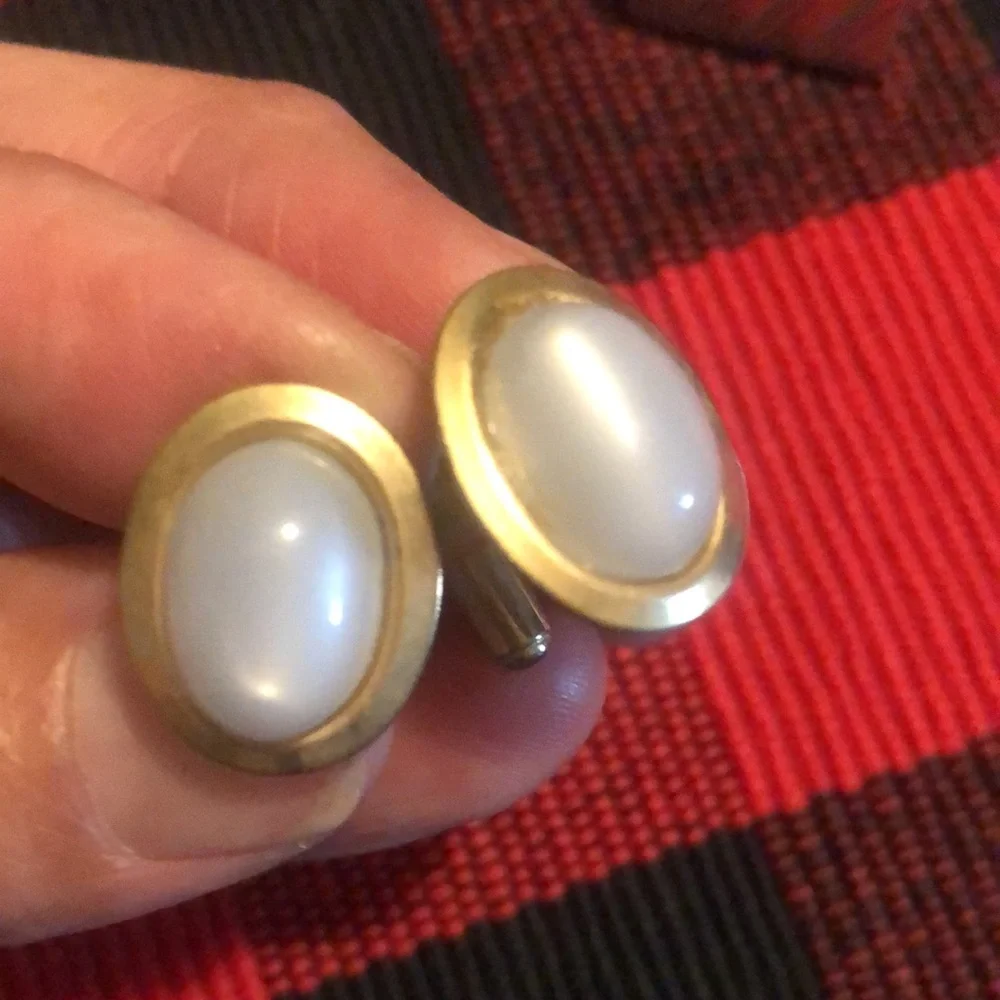 SWANK lux cuff
